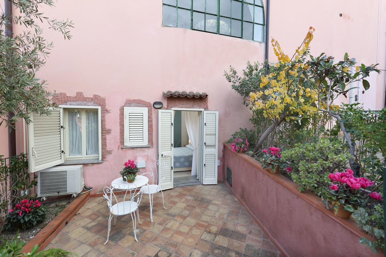 Hotel Villino Gallodoro Taormina Exterior photo