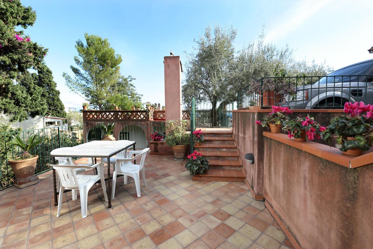 Hotel Villino Gallodoro Taormina Exterior photo